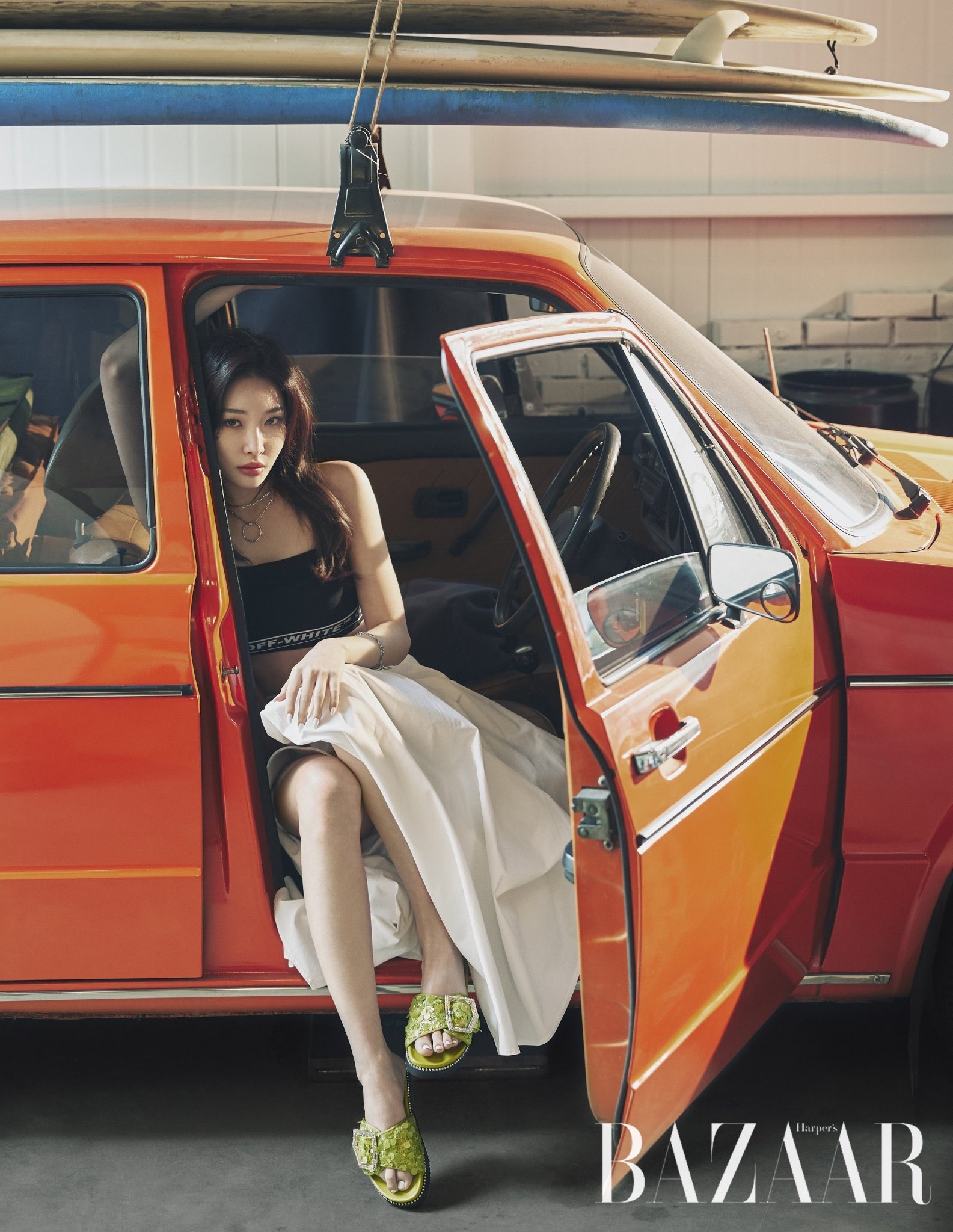 Chung Ha trên tạp chí ảnh 8 Chung Ha tren tap chi anh 8
