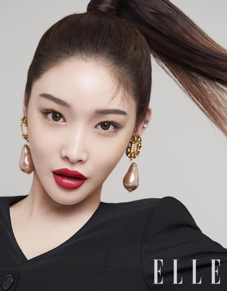 Chung Ha trên tạp chí ảnh 2 Chung Ha tren tap chi anh 2