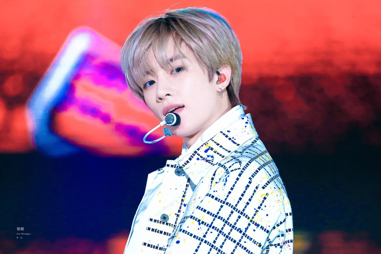 tan binh 10X co kha nang trinh dien tot anh 3