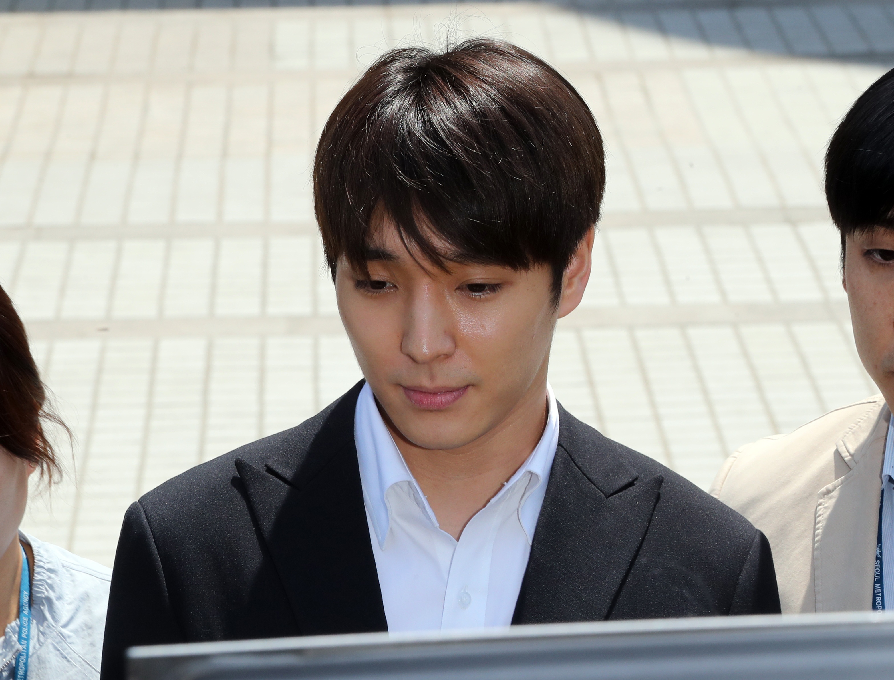 sao nam xu Han dinh be boi tinh duc anh 8