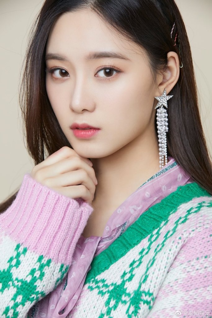 visual the he moi Cbiz anh 16