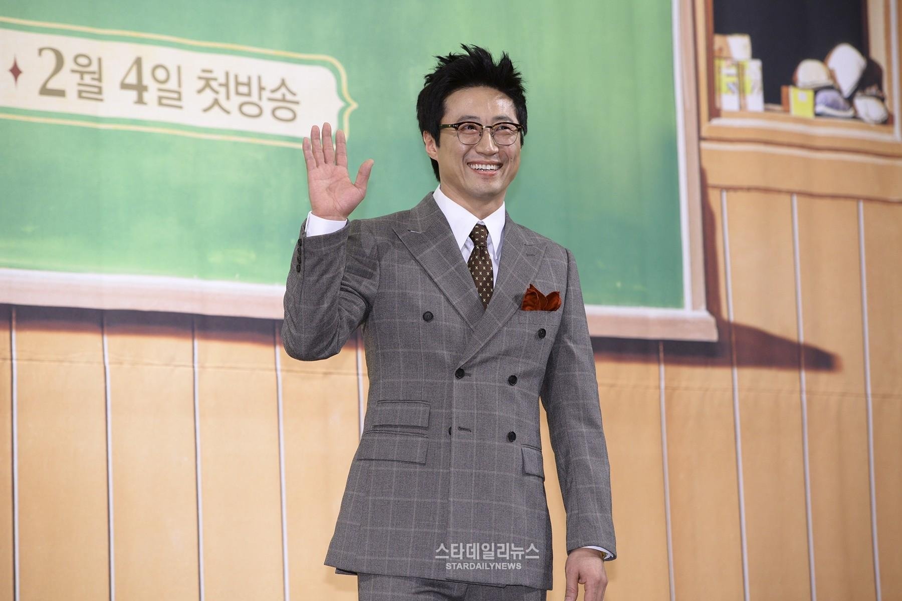 thiên tài ngoại ngữ Kbiz ảnh 1 thien tai ngoai ngu Kbiz anh 1