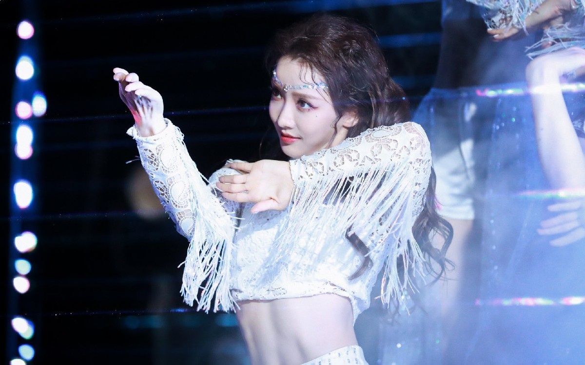 nữ idol Cpop xinh đẹp nhất trong mắt phái nam xứ Trung ảnh 3 nu idol Cpop xinh dep nhat trong mat phai nam xu Trung anh 3
