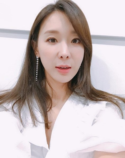 idol Kpop bi cong ty quan ly bao hanh anh 7