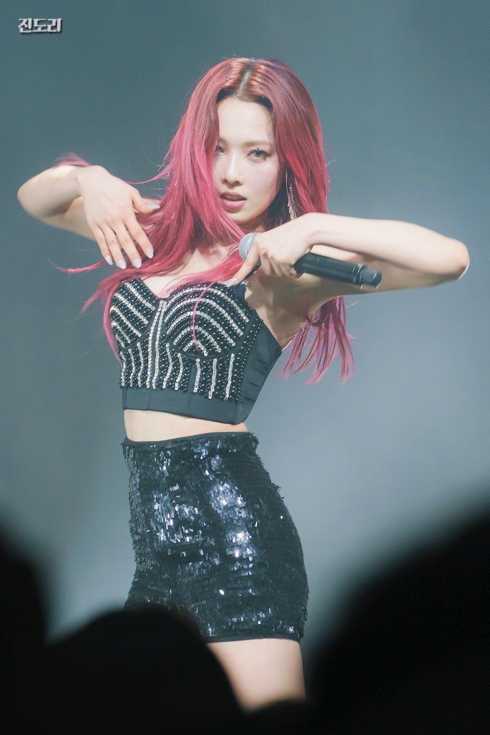 lan debut chua duoc biet den cua idol Kpop anh 11