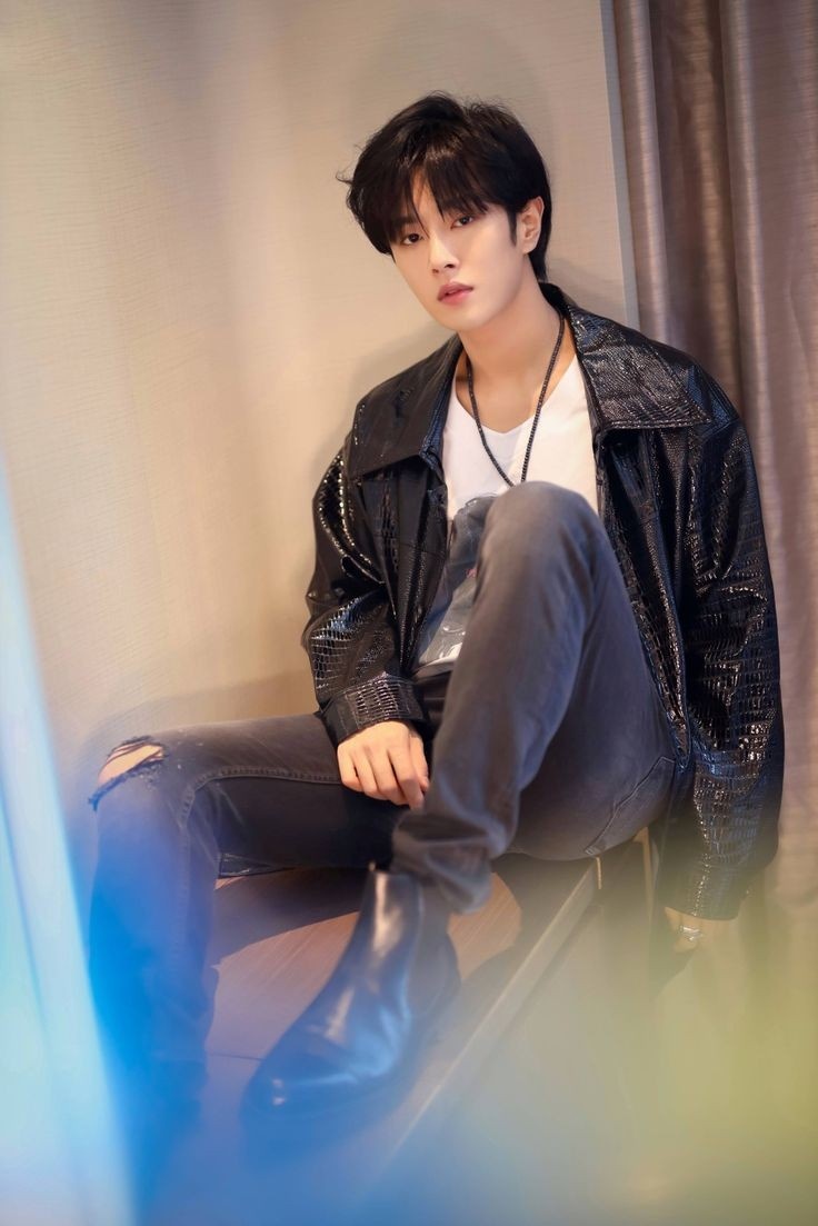 idol Kpop nổi tiếng sau khi tham gia show sống còn tại Trung Quốc ảnh 10 idol Kpop noi tieng sau khi tham gia show song con tai Trung Quoc anh 10