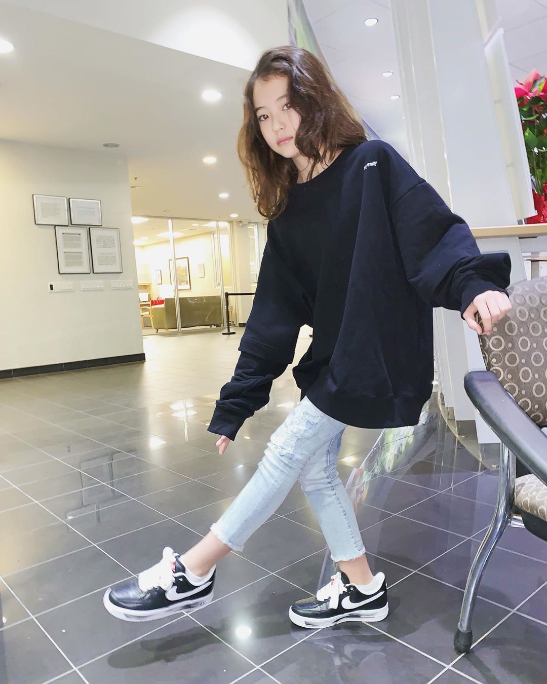 phong cách thời trang của bản sao Jennie ảnh 14 phong cach thoi trang cua ban sao Jennie anh 14