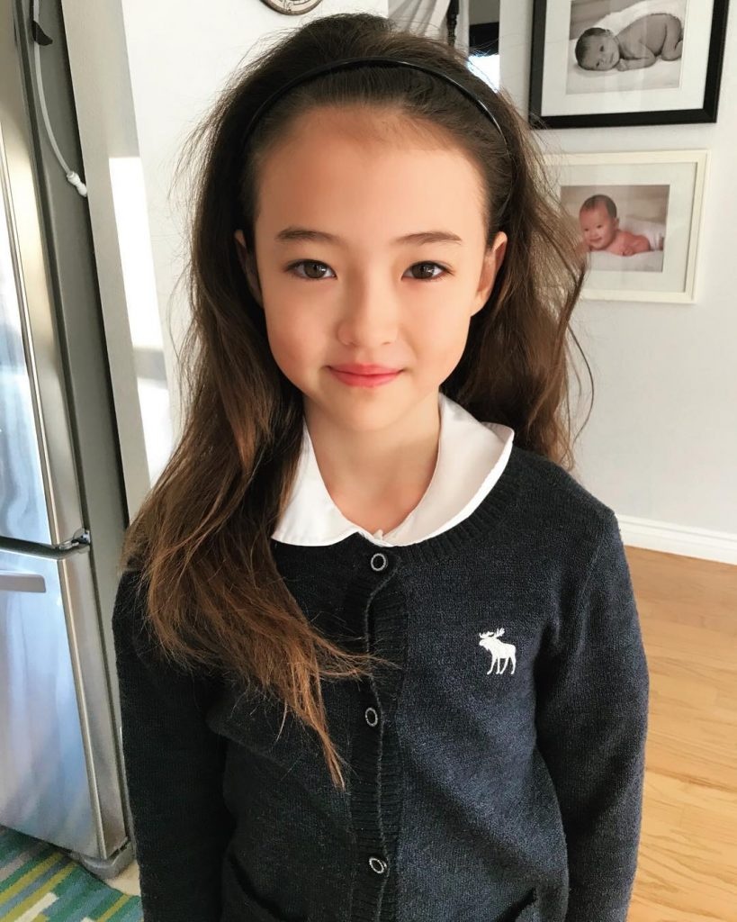 phong cách thời trang của bản sao Jennie ảnh 3 phong cach thoi trang cua ban sao Jennie anh 3