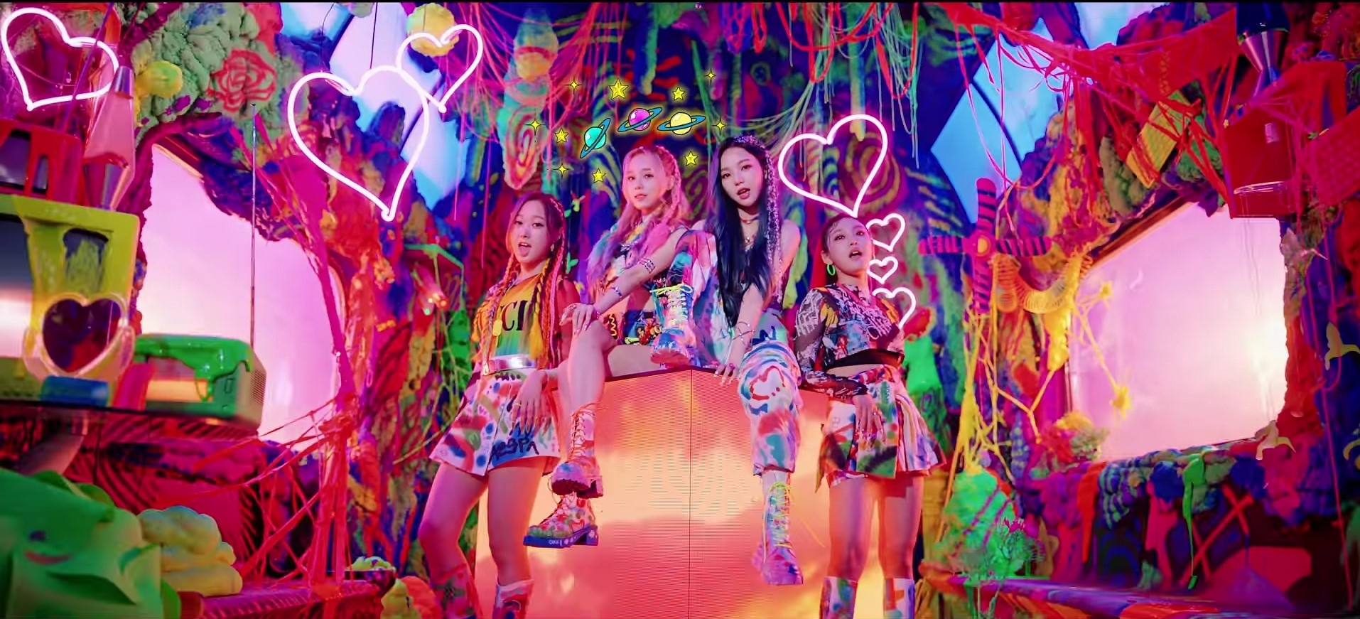 Tan binh Aespa debut MV Black Mamba anh 9