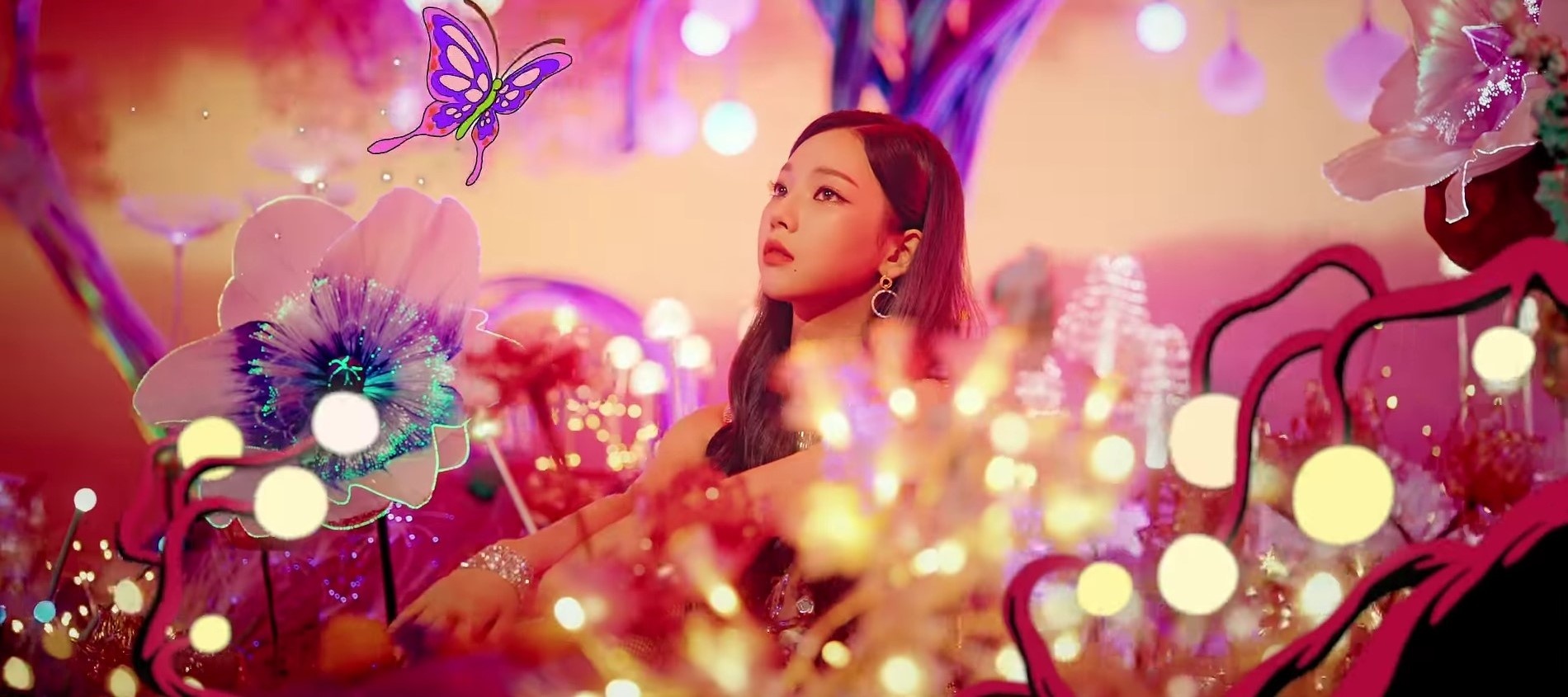 Tan binh Aespa debut MV Black Mamba anh 5