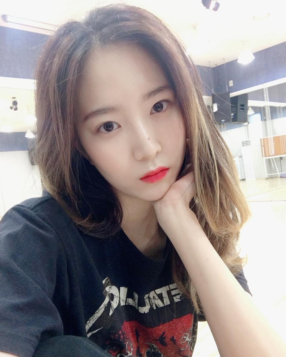 12 nan nhan bi gian lan phieu bau Produce anh 3