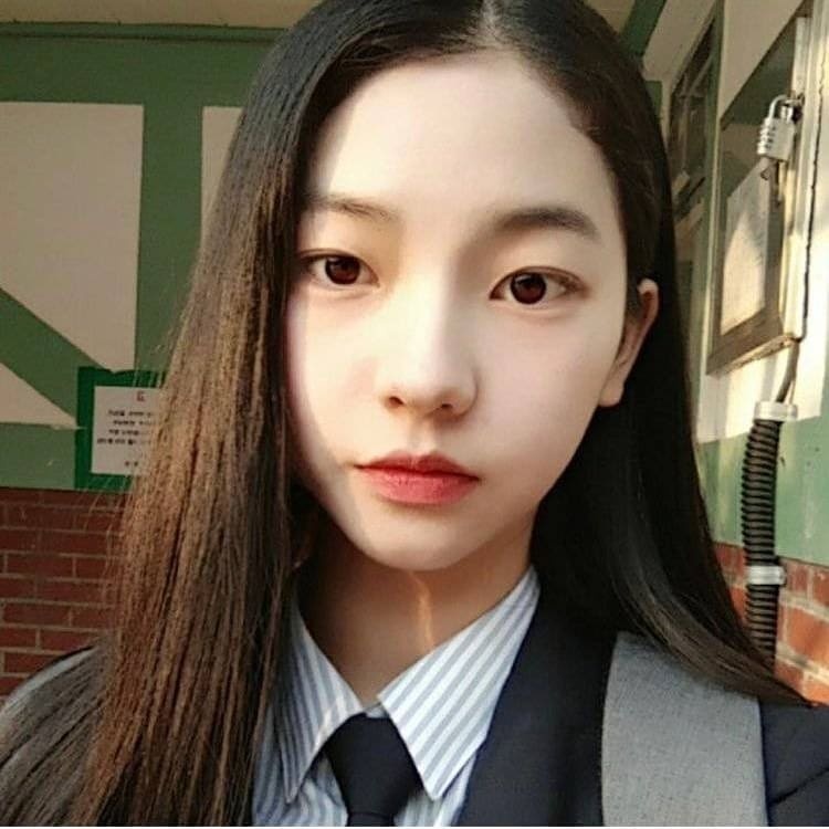 Nhan sac truoc khi ra mat cua Karina anh 8