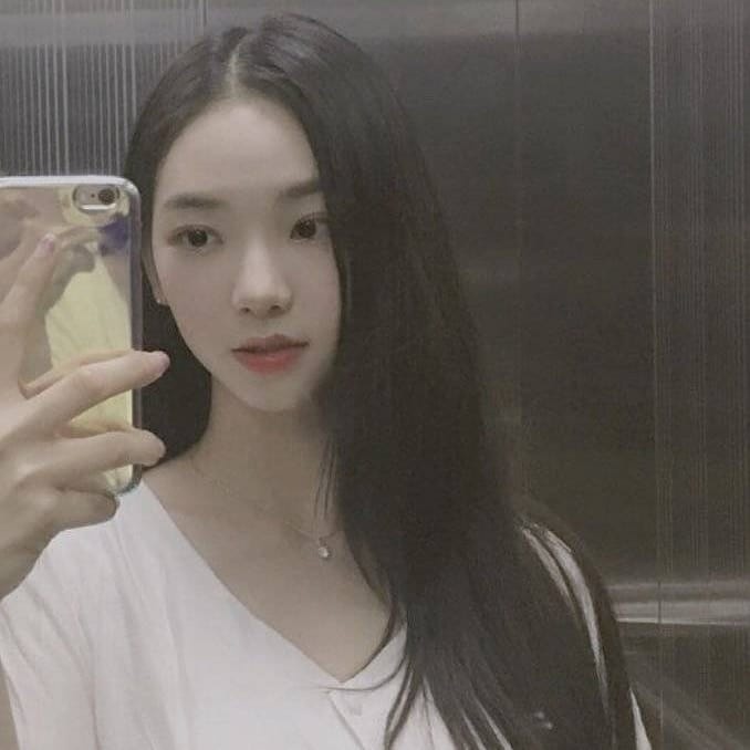 Nhan sac truoc khi ra mat cua Karina anh 9