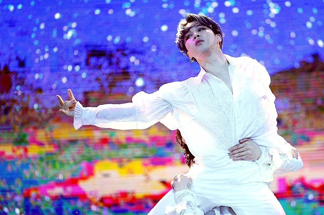 BTS dan dau top xu huong toan cau sau man bieu dien tai MMA 2020 hinh anh