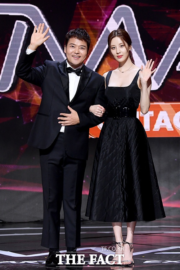 sao Kpop trên thảm đỏ ảnh 1 sao Kpop tren tham do anh 1