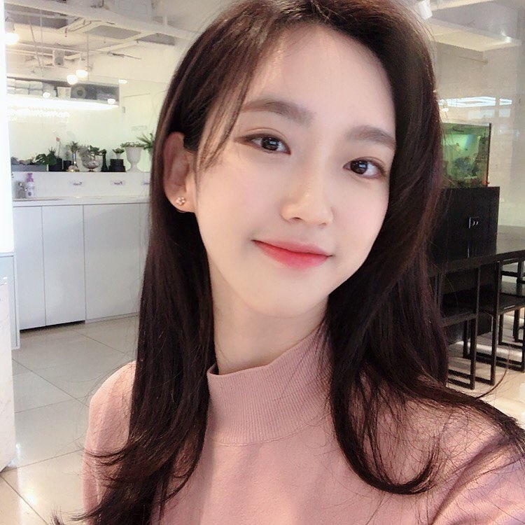 nu dien vien dong rich kid trong Penthouse anh 9