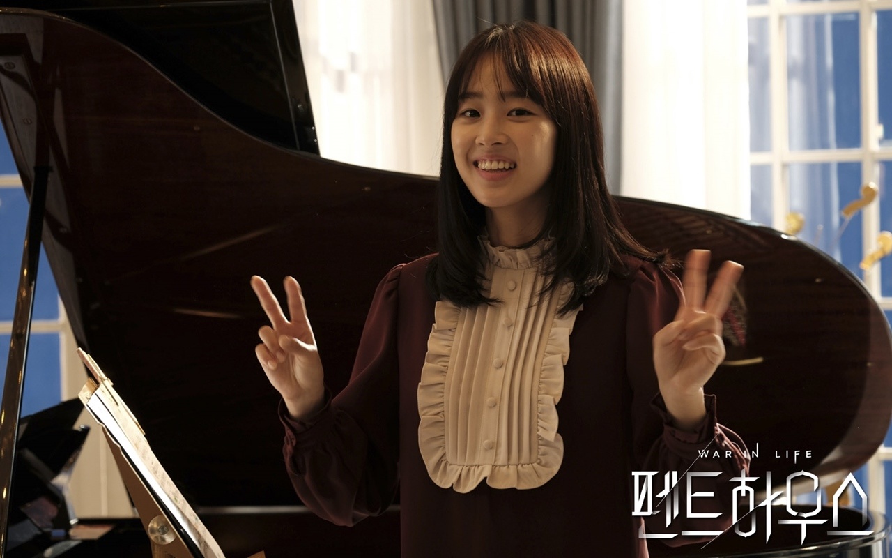 tieu thu tron mat co thanh tich hoc tap an tuong anh 2