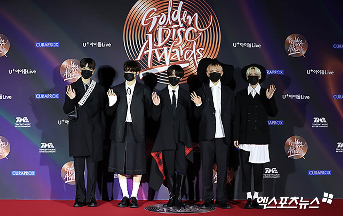 sao Kpop tren tham do anh 9