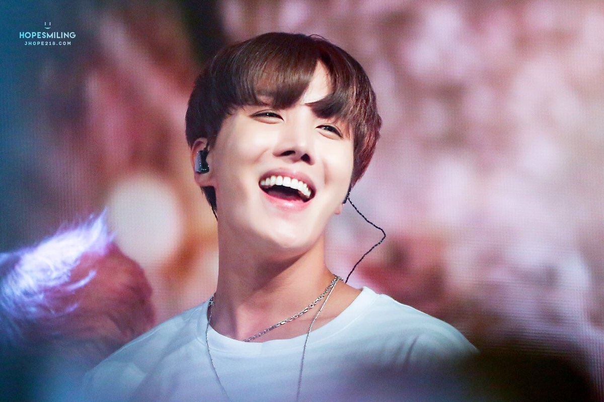 J-Hope,  Wonho,  Baek Hyun,  Rosé,  RM,  BlackPink, BTS ảnh 7 J-Hope,  Wonho,  Baek Hyun,  Rose,  RM,  BlackPink, BTS anh 7