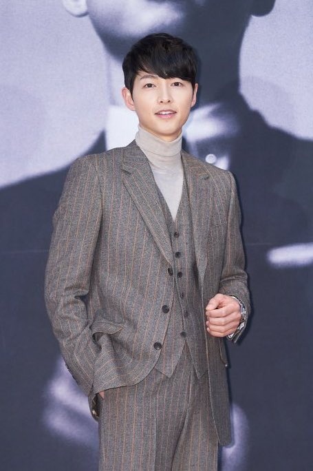 Song Joong Ki tại sự kiện ảnh 3 Song Joong Ki tai su kien anh 3