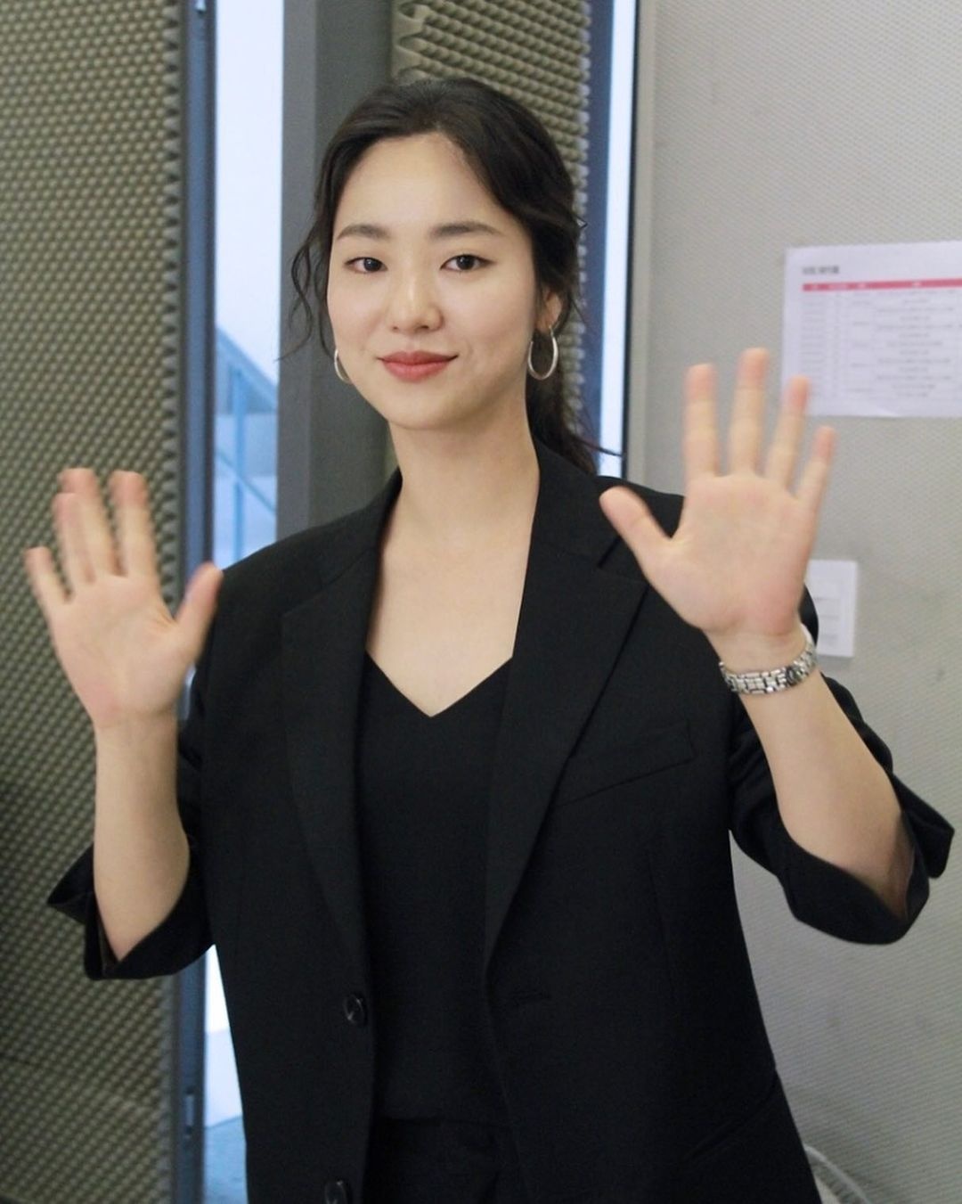 nhan sac tinh moiSong Joong Ki anh 2