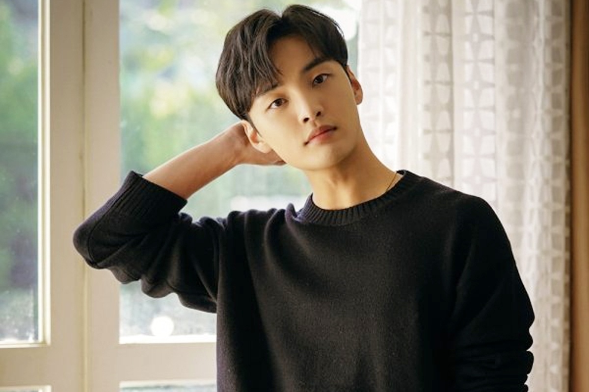 diễn viên nổi từng được đào tạo làm thần tượng Kpop ảnh 17 dien vien noi tung duoc dao tao lam than tuong Kpop anh 17