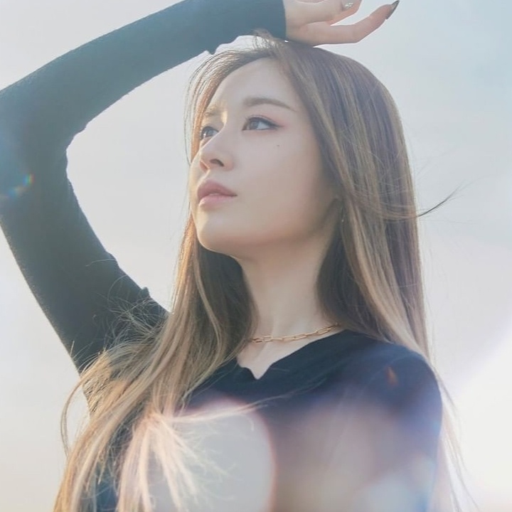 Ji Yeon tro lai anh 6