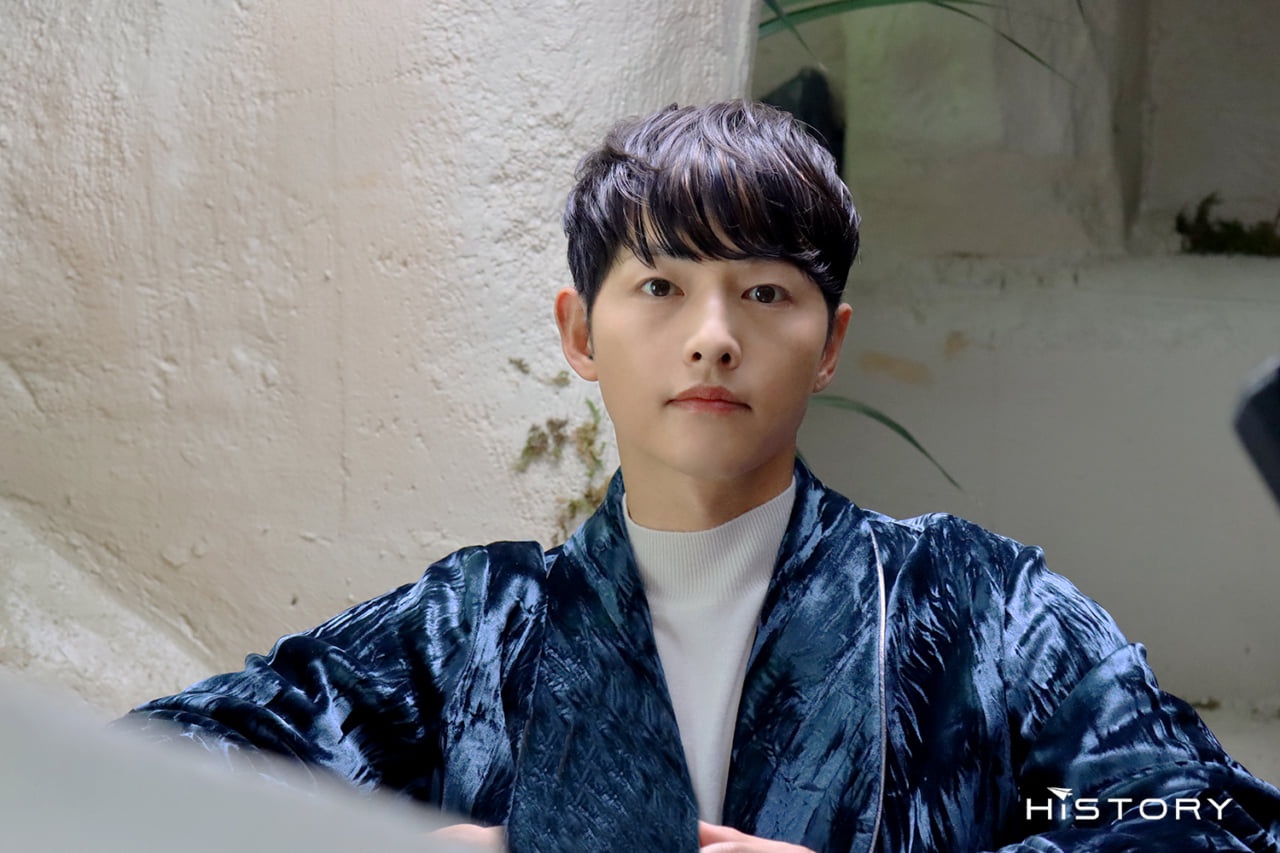 Cuộc sống của dàn sao 'Hậu Duệ Mặt Trời' hiện ra sao? ảnh 1 Cuoc song cua dan sao 'Hau Due Mat Troi' hien ra sao? anh 1