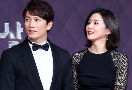 Ong hoang rating tro lai hinh anh