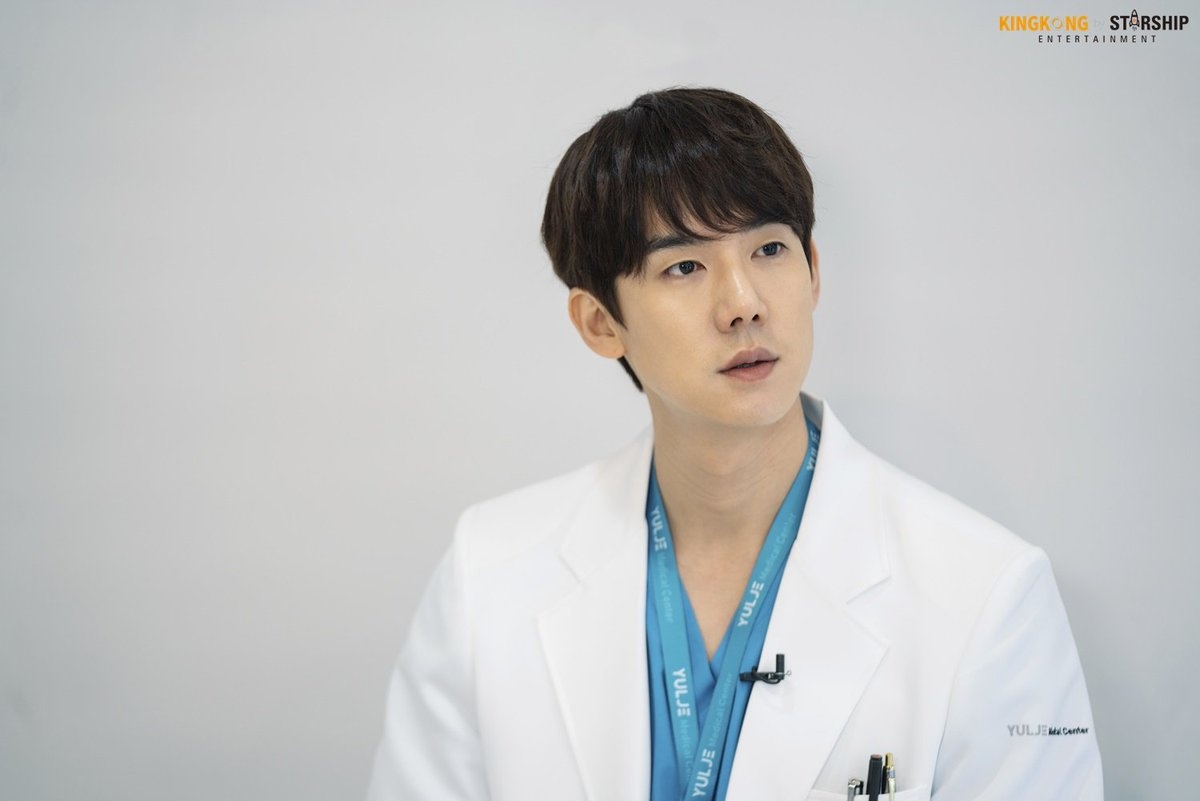 Bo 5 bac si tai hoa anh 8