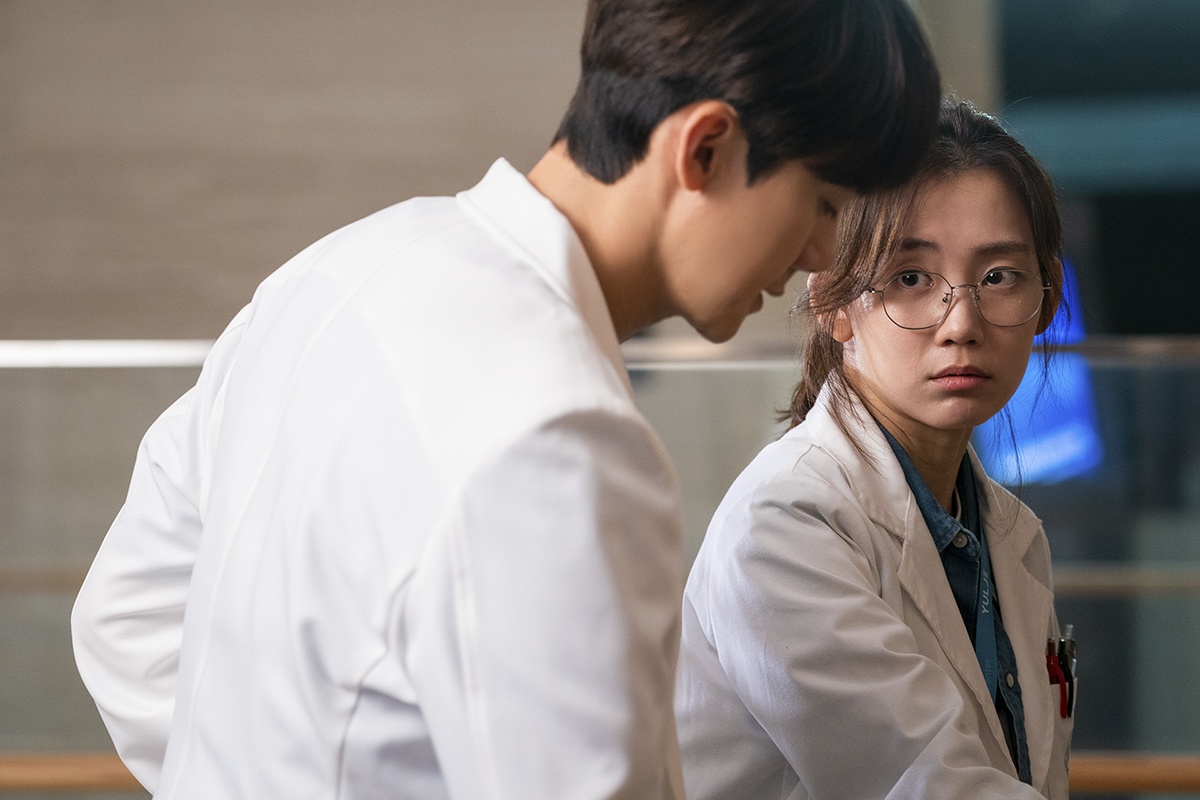 vai phu trong Chuyen doi bac si anh 1