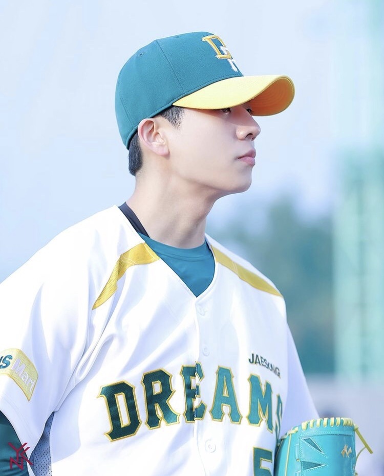 Nam phu lan at Song Kang anh 8