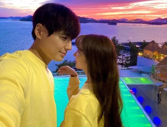 Tu fan nu tro thanh vo cua nam dien vien hinh anh