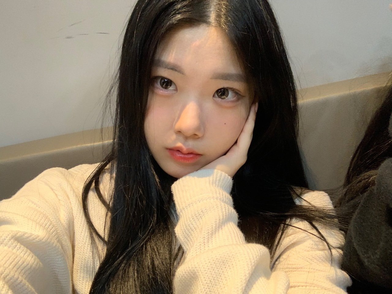 Em gai quoc dan the he moi anh 12