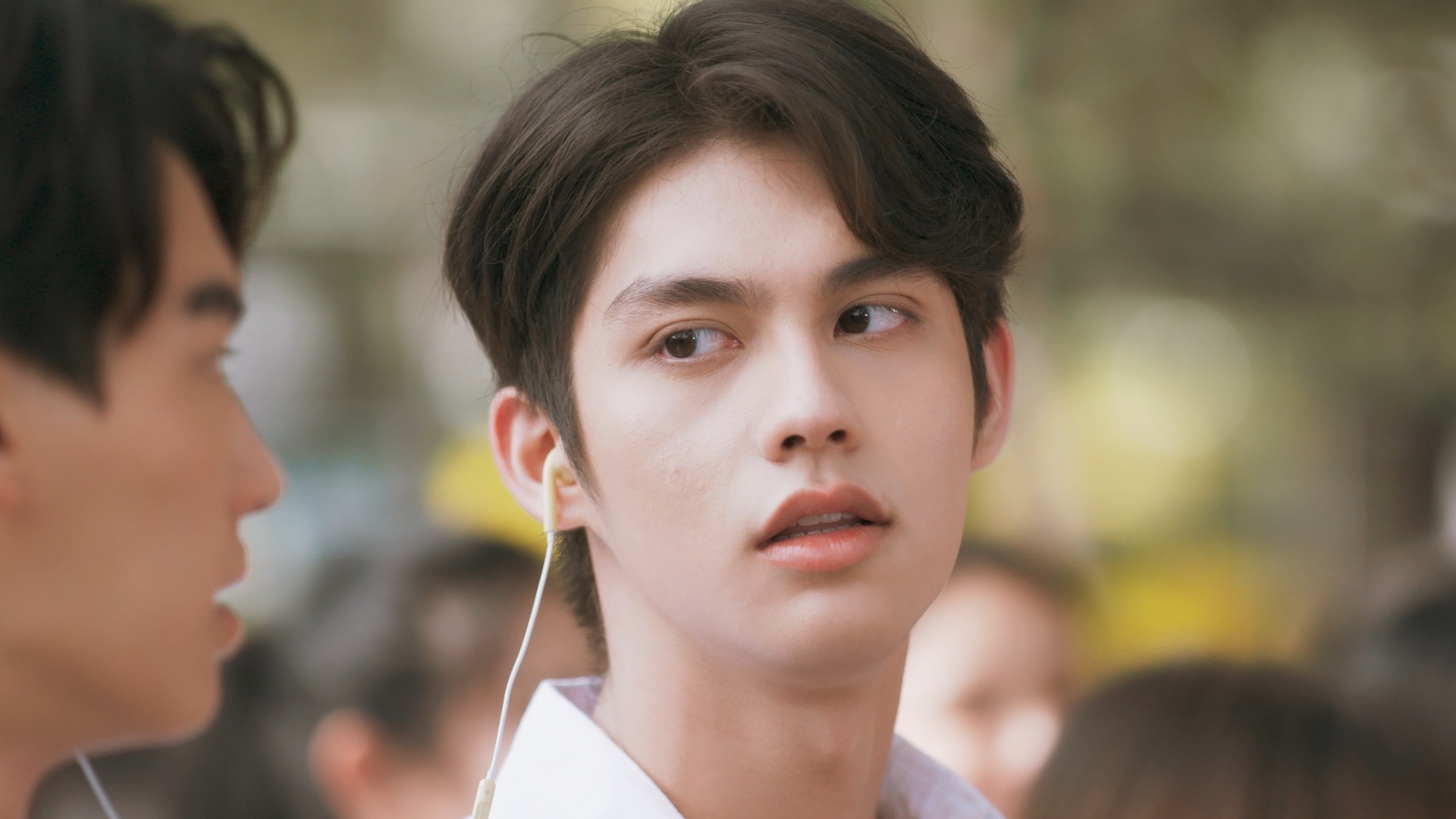 Nam than lai 3 dong mau anh 11