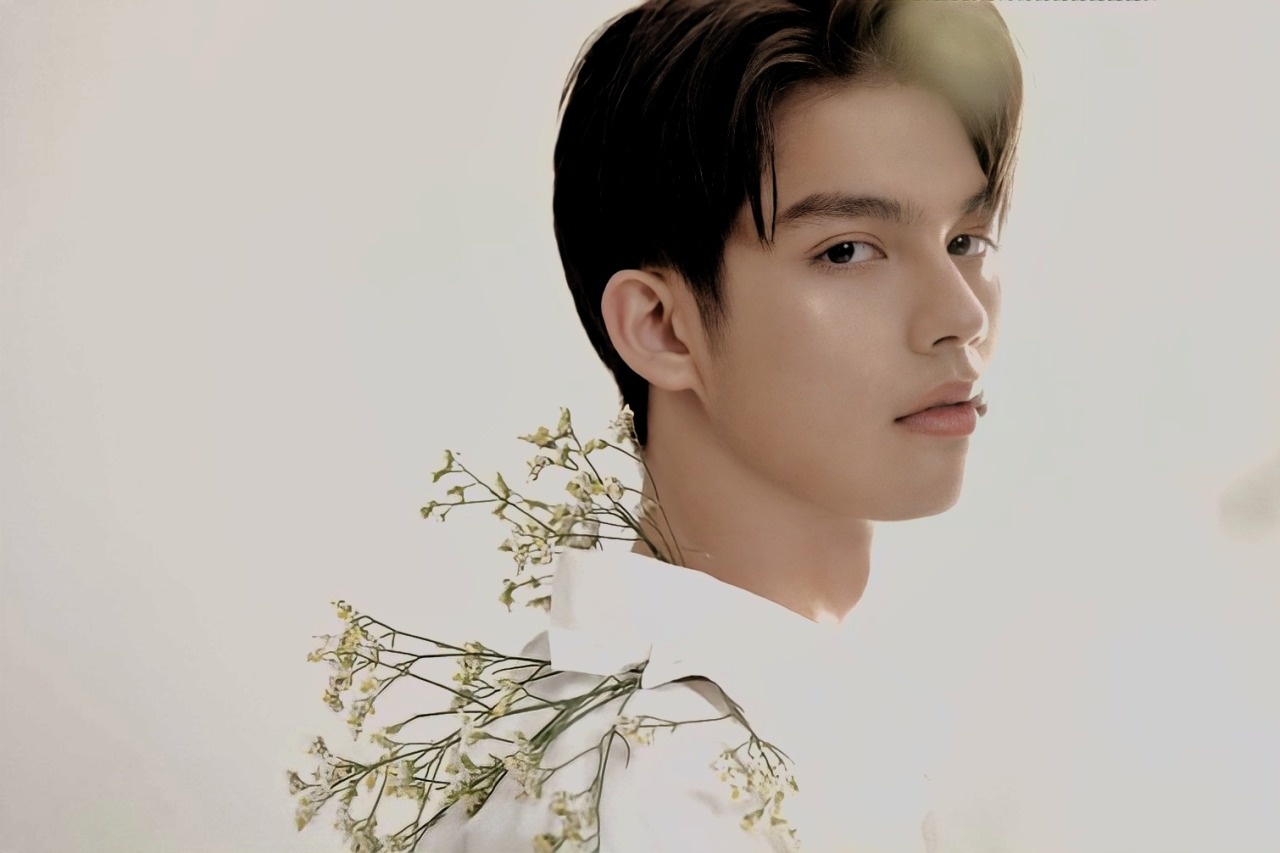 Nam than lai 3 dong mau anh 1