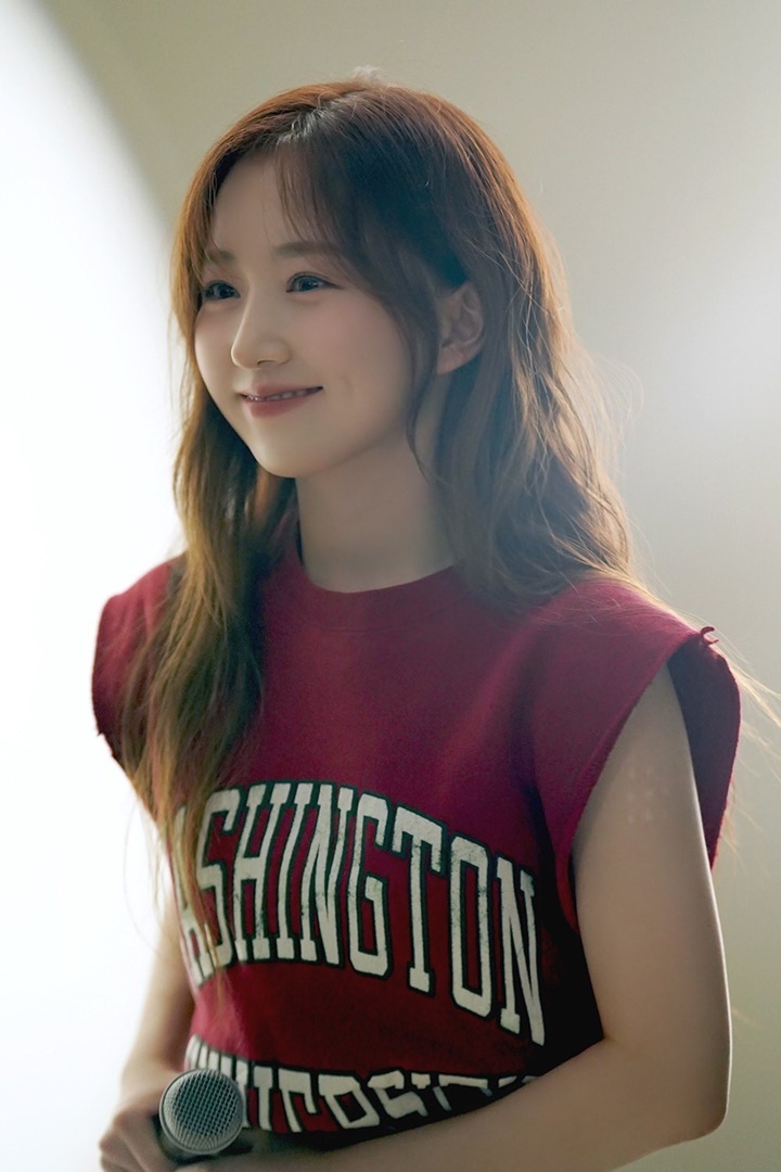 Truong nhom tai nang cua NMIXX anh 10