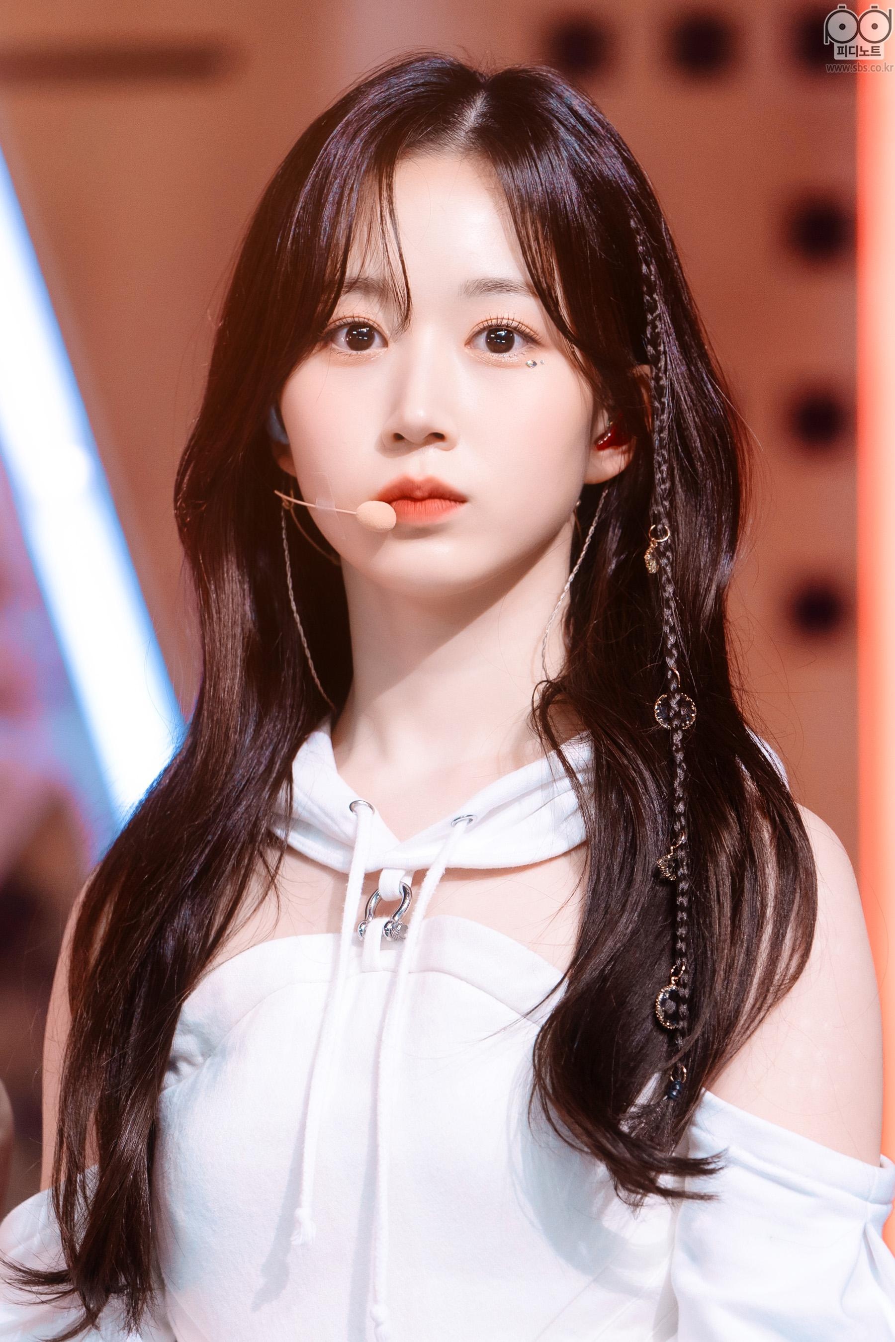 Truong nhom tai nang cua NMIXX anh 11