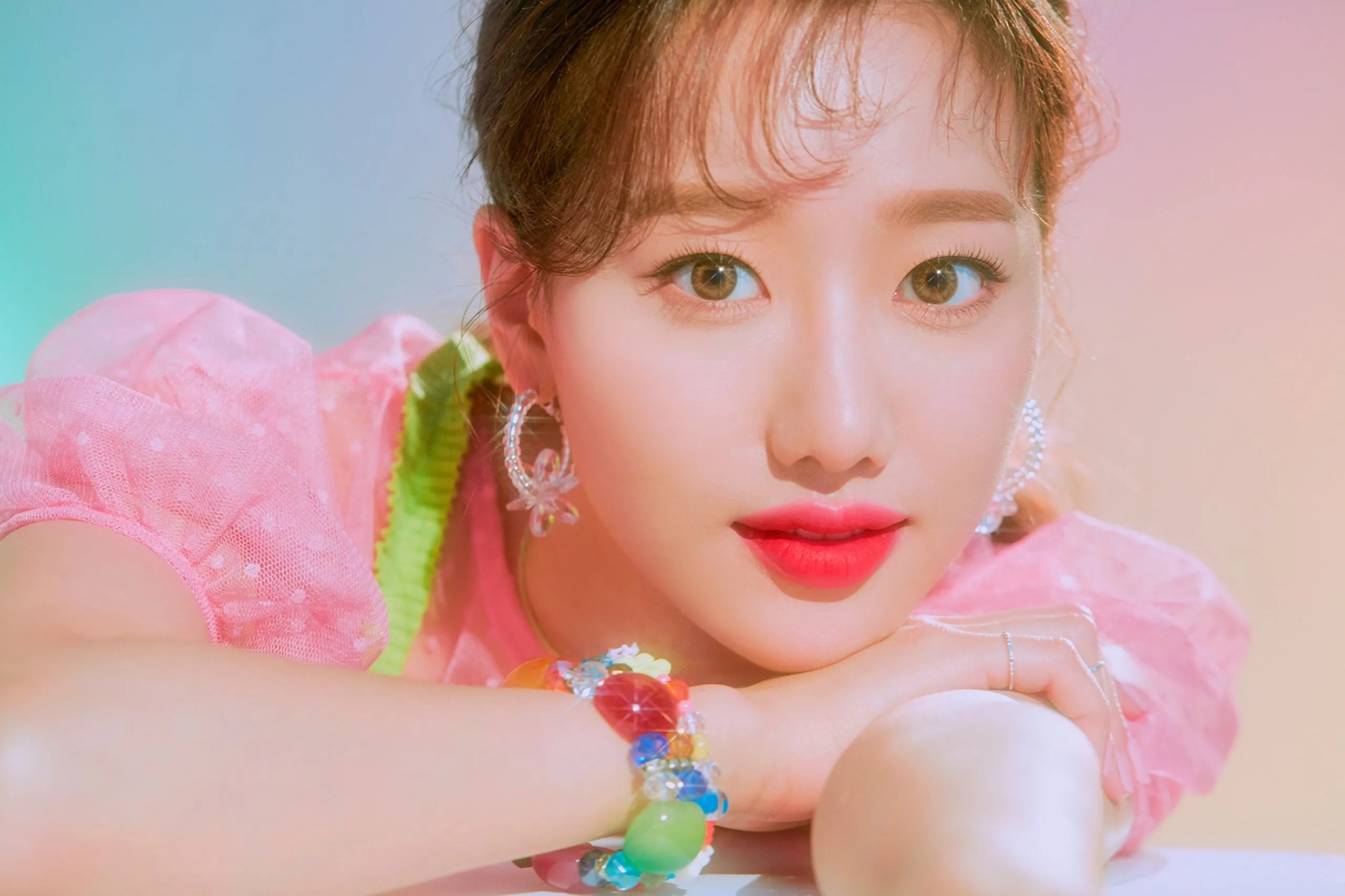 Những cây hút fan đầy thị phi của Kpop ảnh 9 Nhung cay hut fan day thi phi cua Kpop anh 9