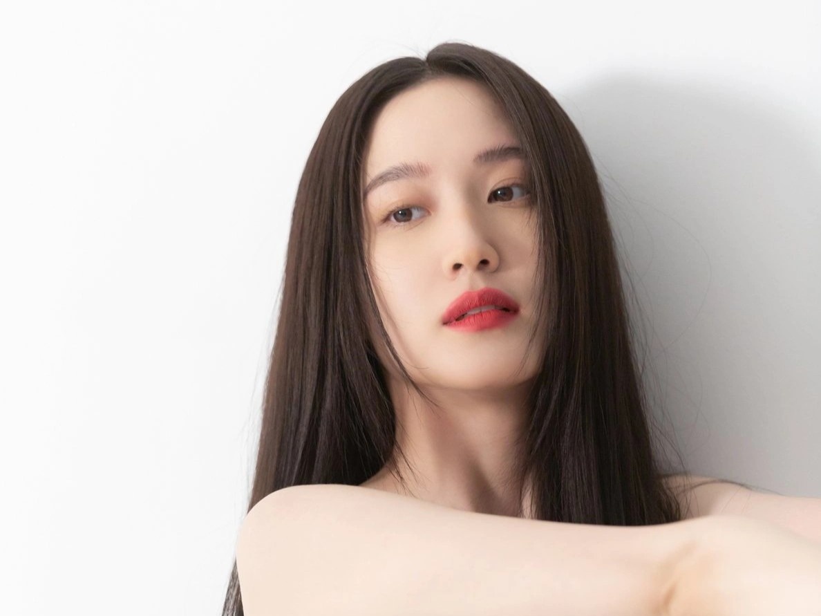 Sao nhi noi danh sau 23 nam nho vai gia trai hinh anh