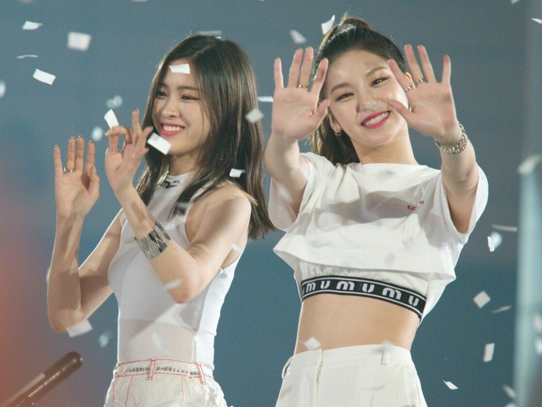 Su khac biet trong chien luoc cua lo luyen dao tao JYP hinh anh