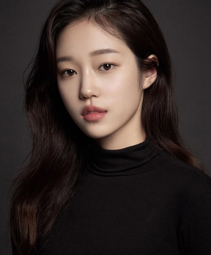 Nhân tố mới nổi trong bộ phim toàn sao 'Our Blues' ảnh 8 Nhan to moi noi trong bo phim toan sao 'Our Blues' anh 8