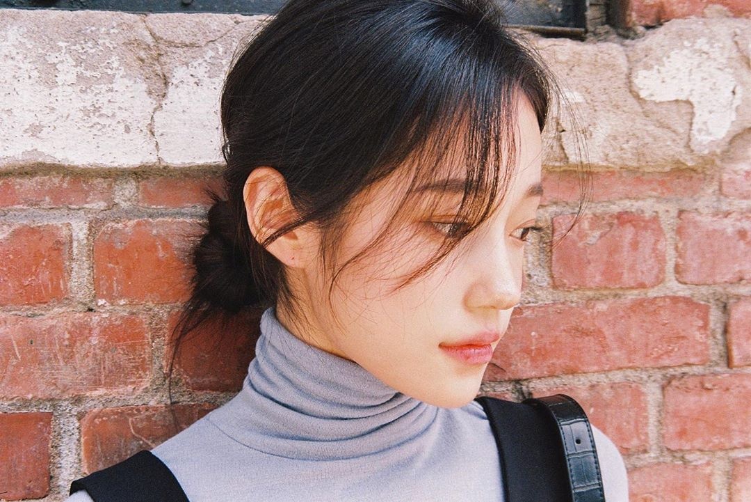 Nhan to moi noi trong bo phim toan sao 'Our Blues' anh 6