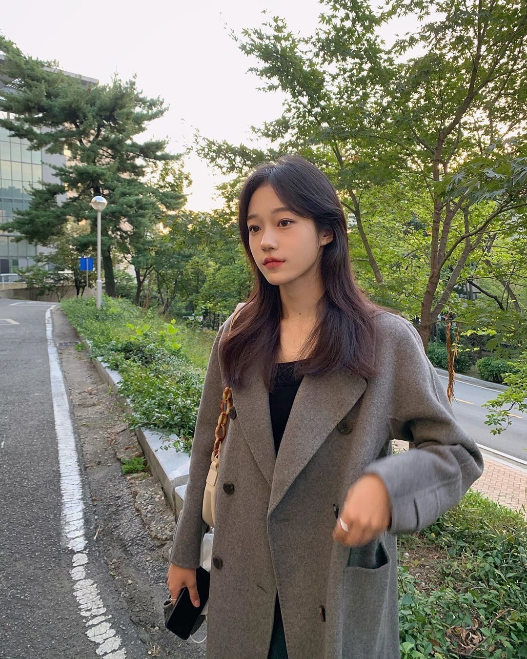 Nhân tố mới nổi trong bộ phim toàn sao 'Our Blues' ảnh 12 Nhan to moi noi trong bo phim toan sao 'Our Blues' anh 12