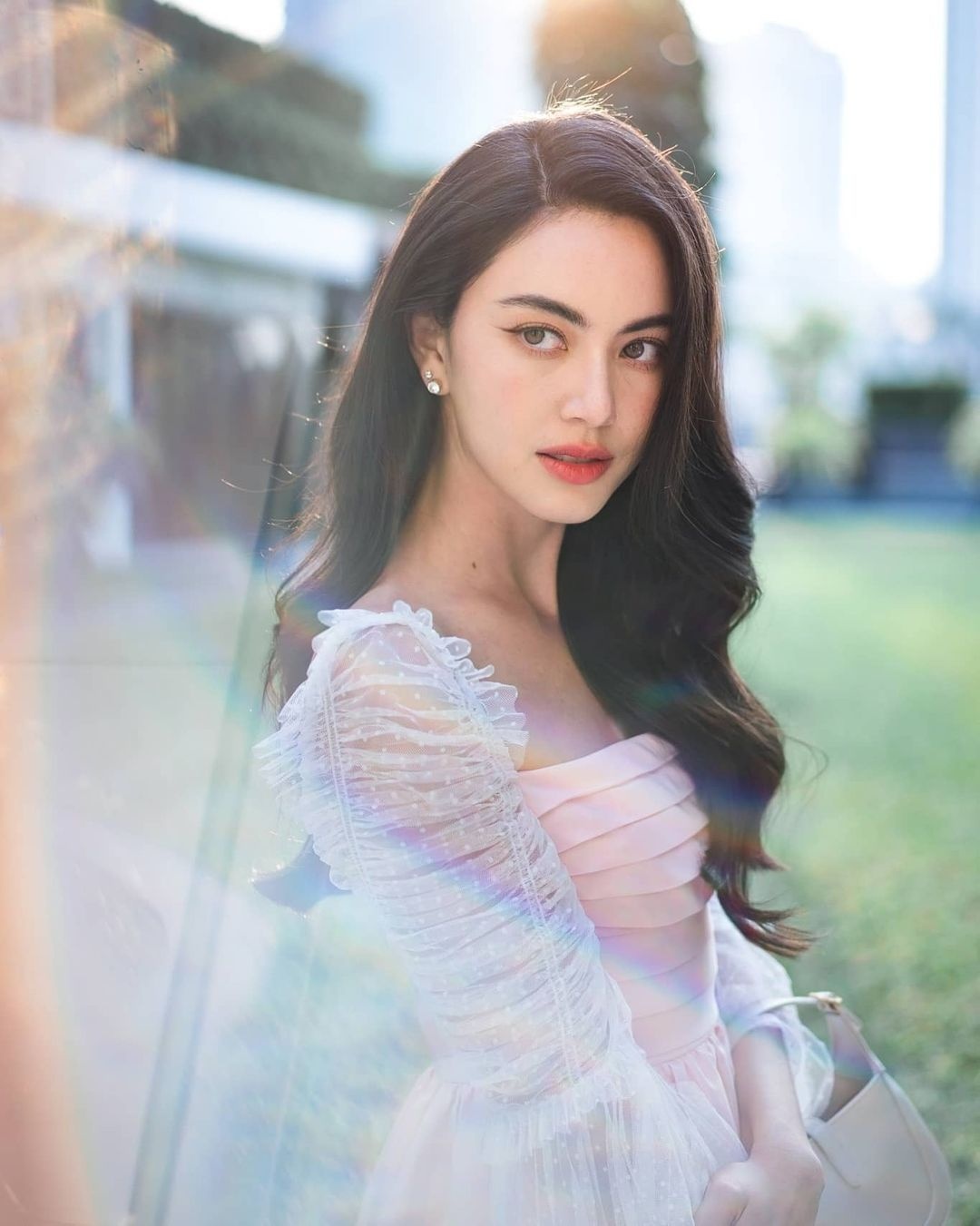 Những minh tinh có thu nhập cao nhất Thái Lan ảnh 23 Nhung minh tinh co thu nhap cao nhat Thai Lan anh 23