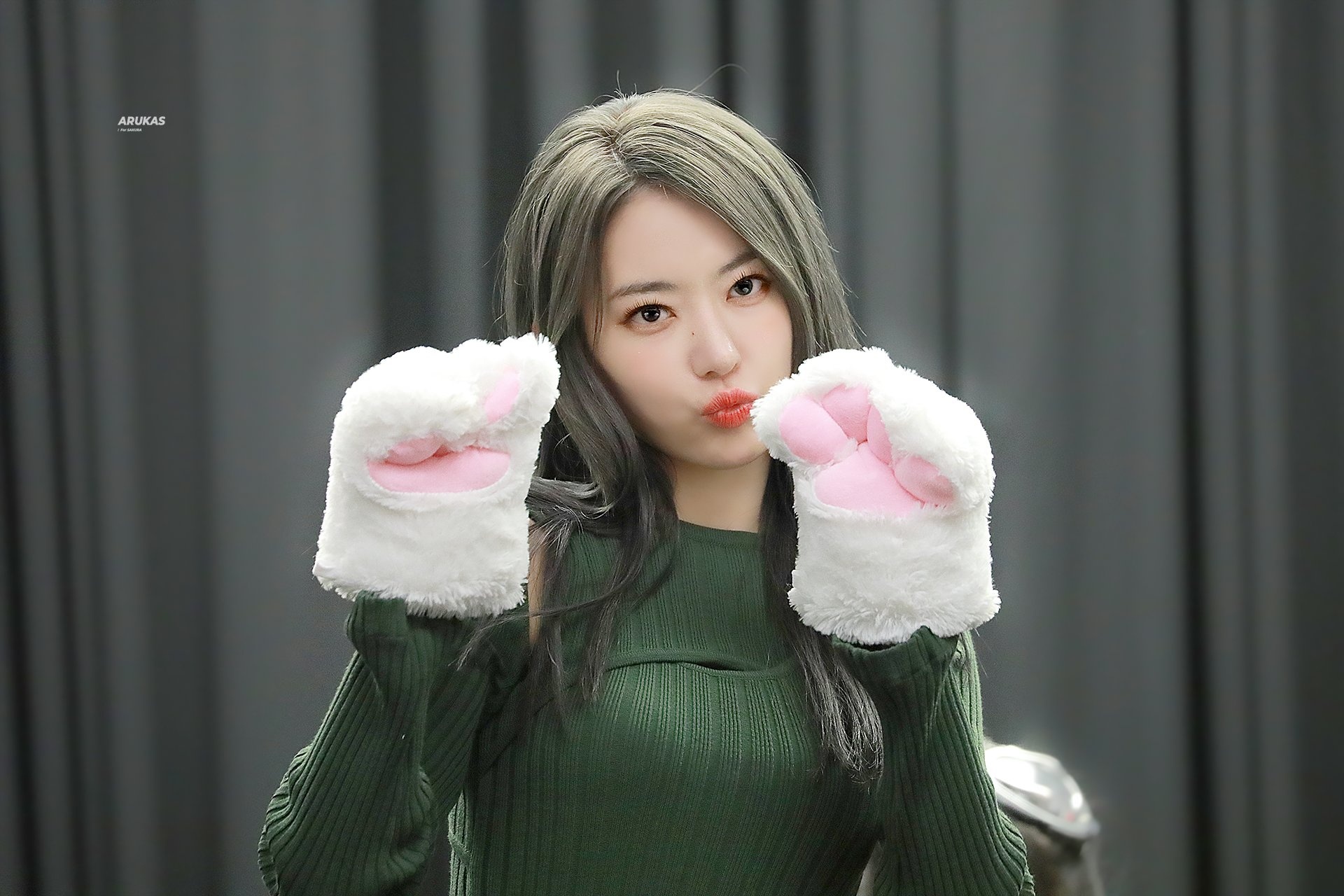 Sao nữ nổi tiếng Nhật Bản từ bỏ sự nghiệp để làm idol Kpop ảnh 11 Sao nu noi tieng Nhat Ban tu bo su nghiep de lam idol Kpop anh 11