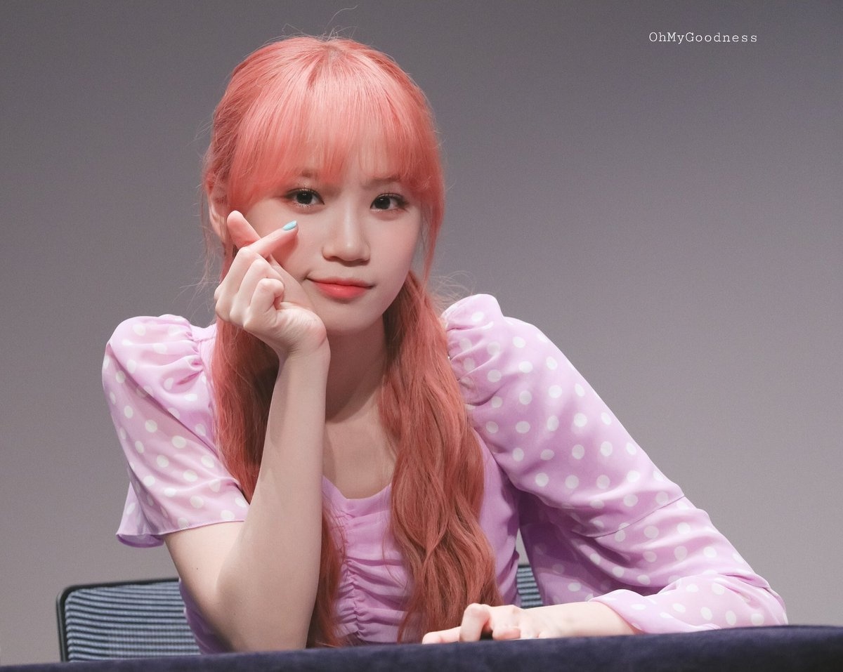 Thu linh quyen luc nhung kin tieng Le Sserafim anh 8