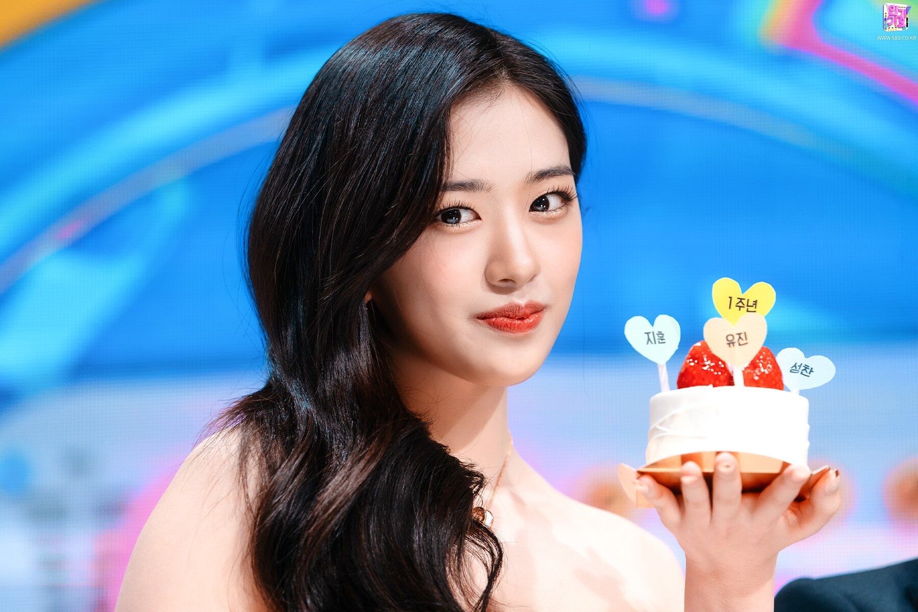 Dan idol nu the he moi so huu khi chat dien vien anh 10