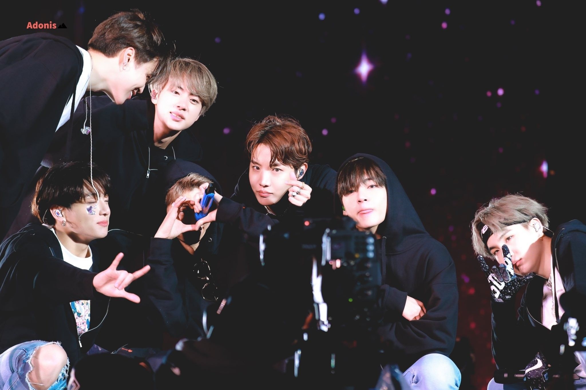 Hoạt động solo là điều tất yếu để BTS tồn tại lâu dài ảnh 24 Hoat dong solo la dieu tat yeu de BTS ton tai lau dai anh 24