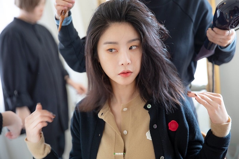 Nu phu da tai trong Shooting Stars anh 15